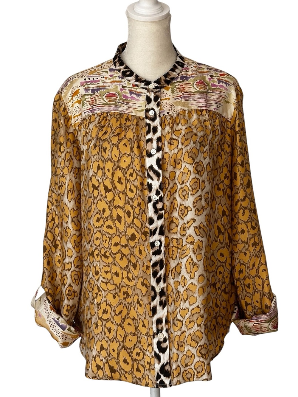 La Prestic‎ Ouiston Jeanne Silk Shirt Abstract Multi Animal Gold Cream Size 4=XL